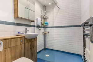 Photo 21- click for photo gallery